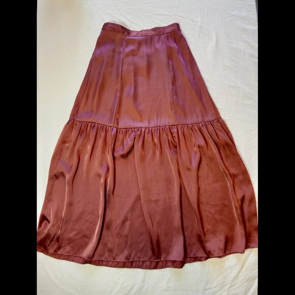 Topshop Dresses & Skirts - TOPSHOP DARK BLUSH PINK SATIN TIERED MIDI SKIRT, SIZE 4